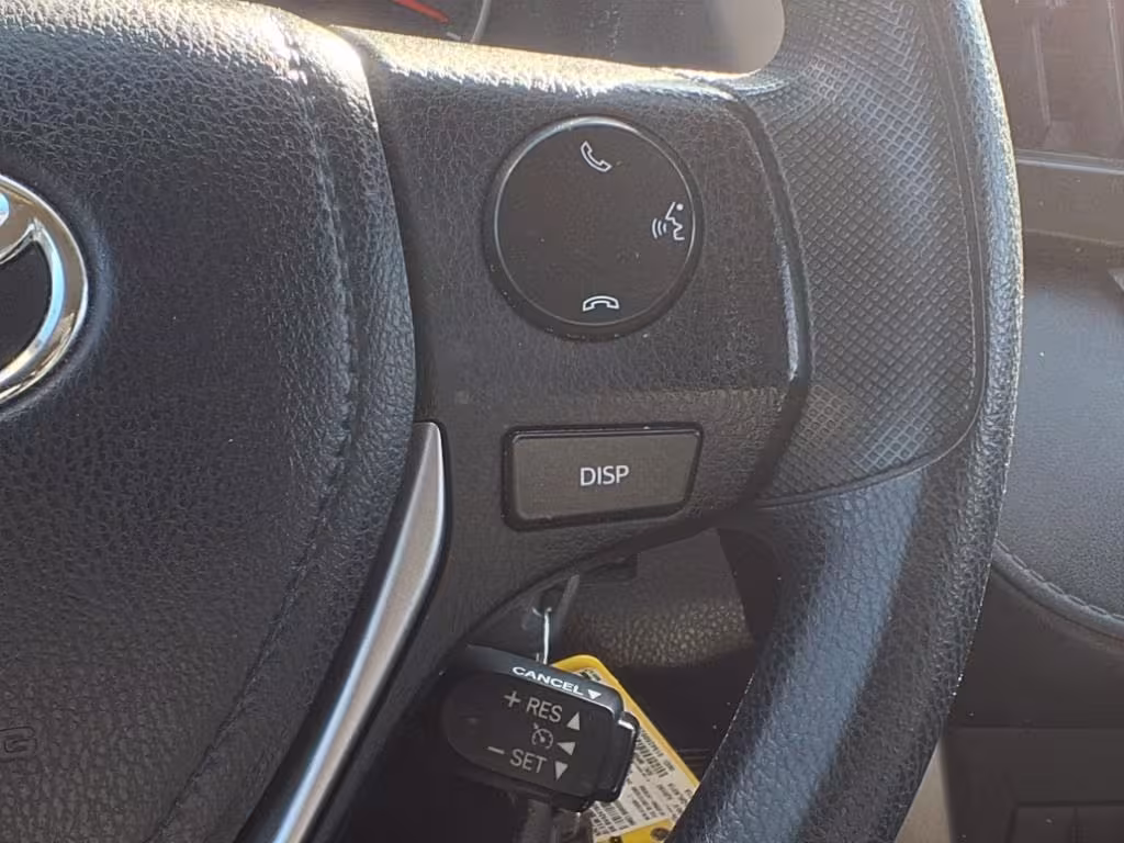 2016 Toyota RAV4 - JTMZFREV4GJ098694 - Image #8
