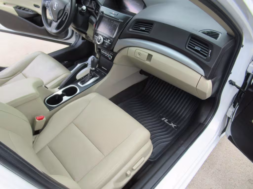 2017 Acura ILX - 19UDE2F70HA003099 - Image #14