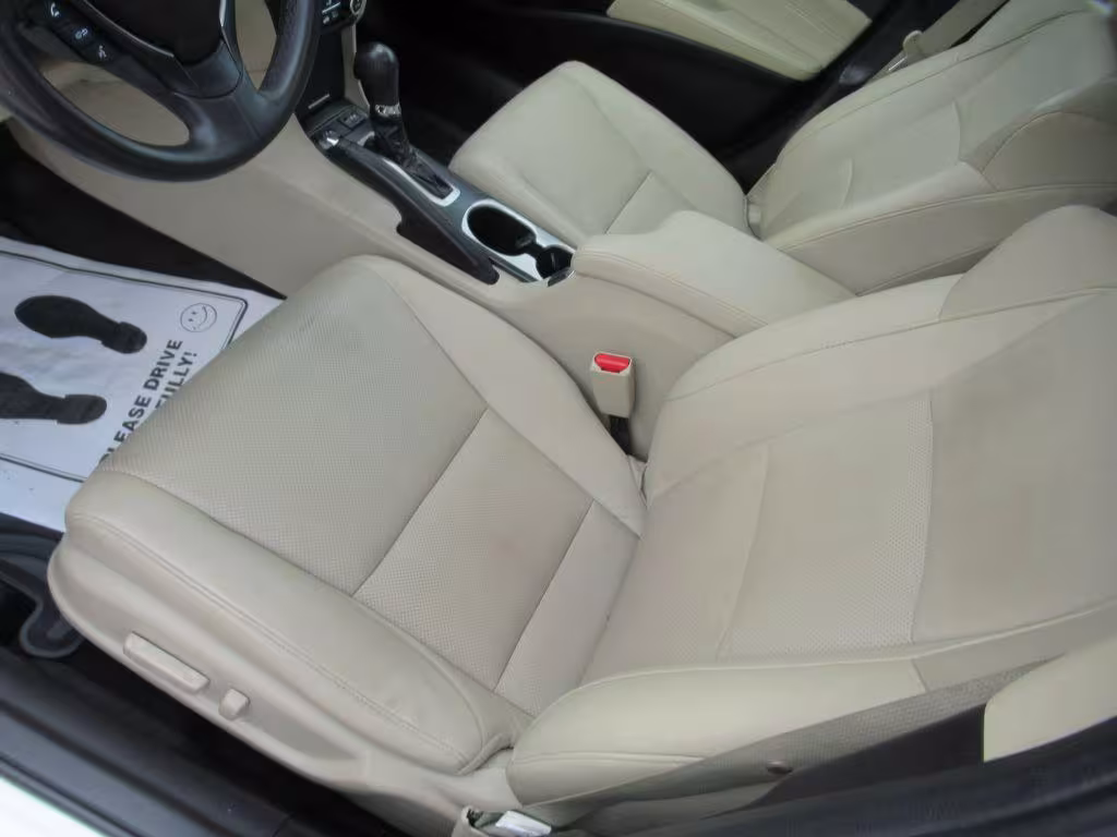 2017 Acura ILX - 19UDE2F70HA003099 - Image #17