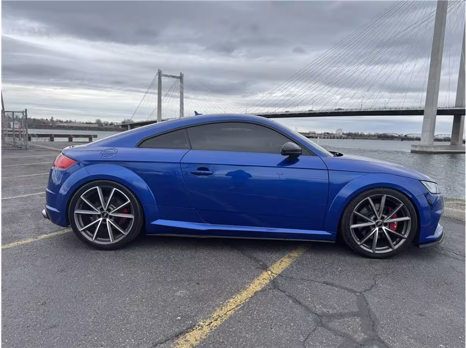 2017 Audi TTS - TRUC1AFV5H1001126 - Image #10