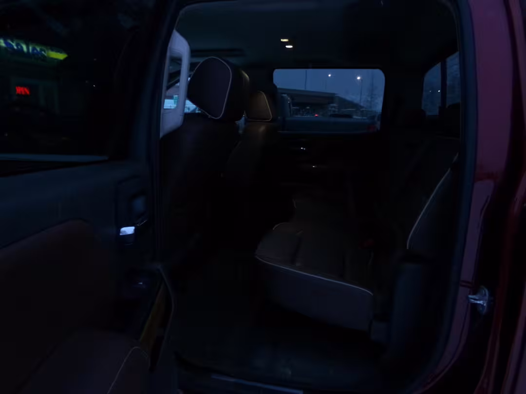 2017 Chevrolet Silverado 1500 - 3GCUKTEJ8HG167275 - Image #5
