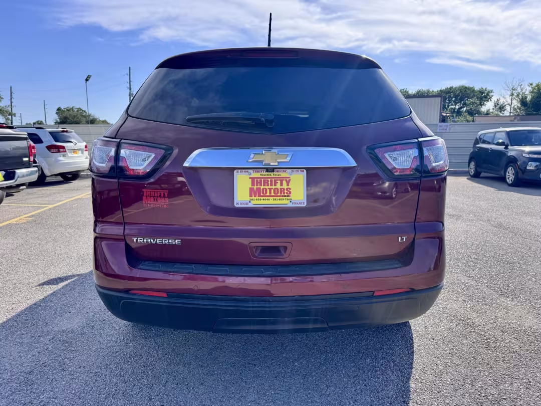 2017 Chevrolet Traverse - 1GNKRGKD7HJ205917 - Image #3