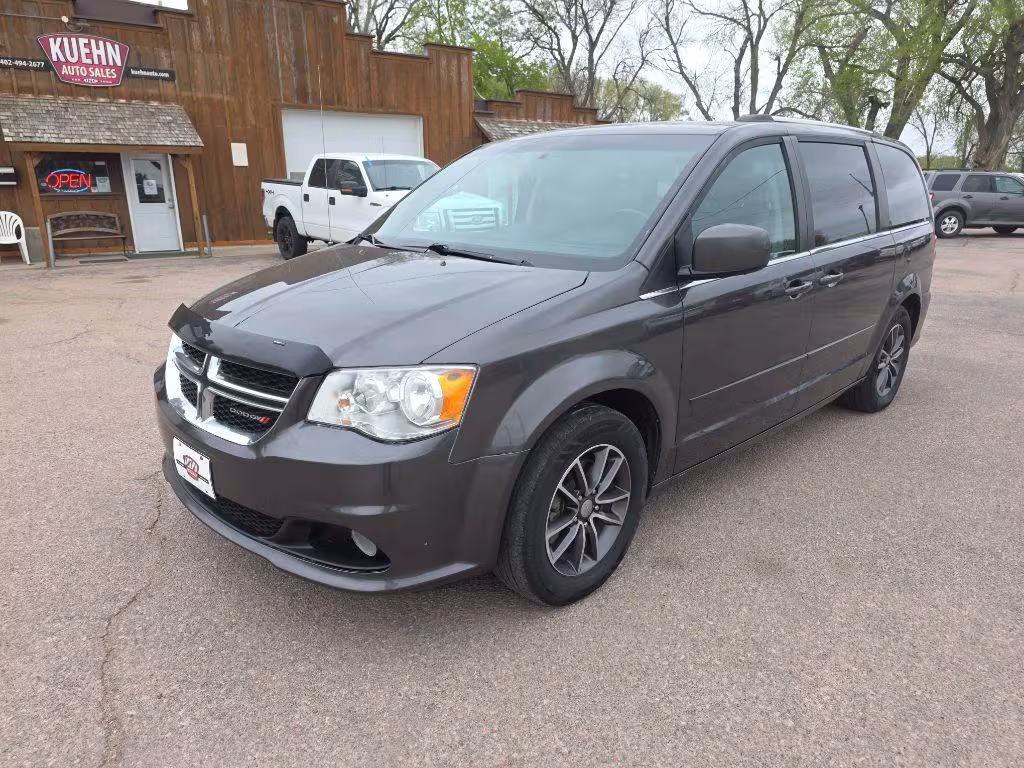 2017 Dodge Grand Caravan - 2C4RDGCG0HR624749 - Image #11