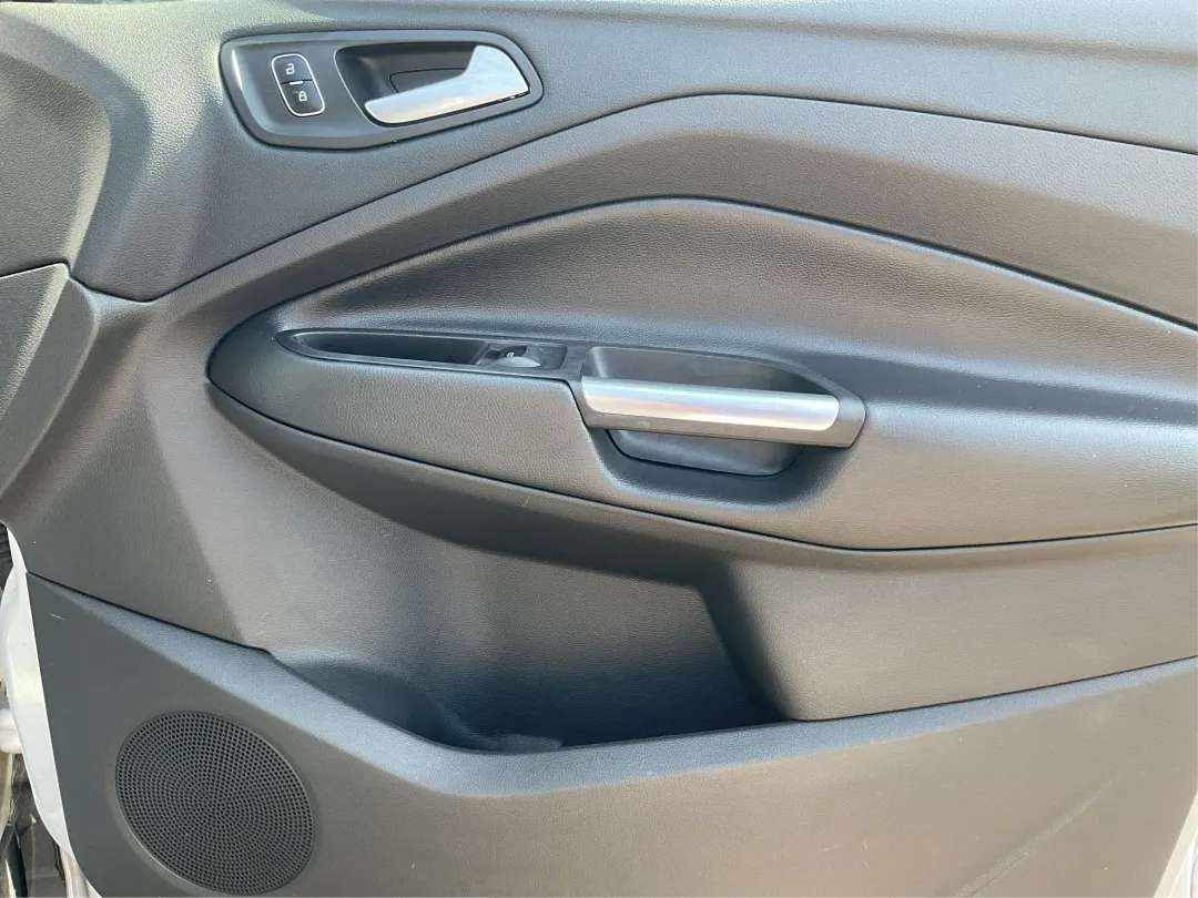 2017 Ford Escape - 1FMCU9GD4HUC05979 - Image #20