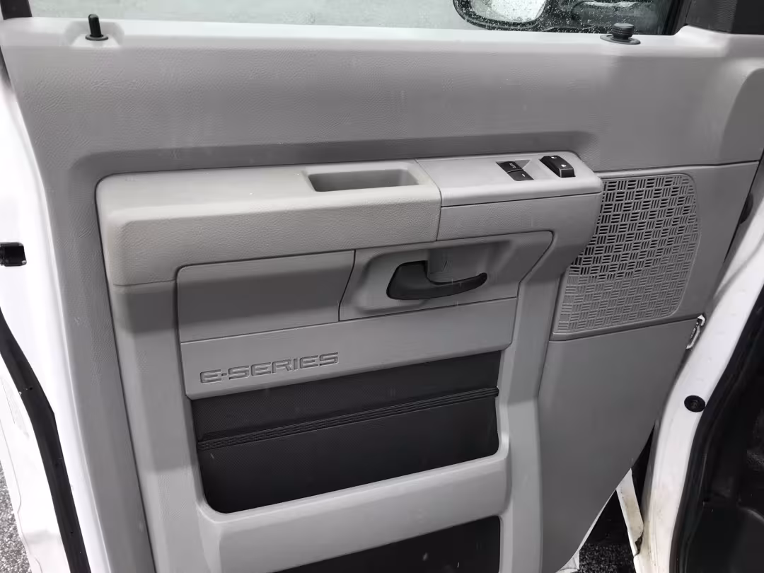 2017 Ford F-350 SD - 1FDWE3F6XHDC62732 - Image #8