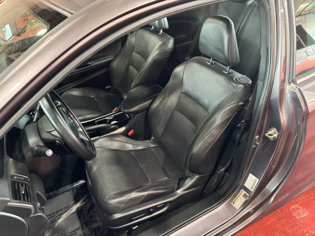 2017 Honda Accord - 1HGCT2B05HA003111 - Image #14