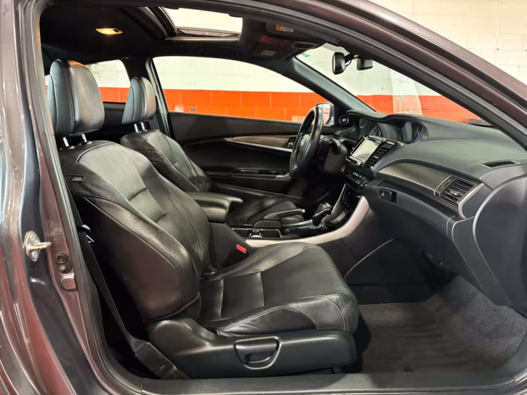 2017 Honda Accord - 1HGCT2B05HA003111 - Image #15