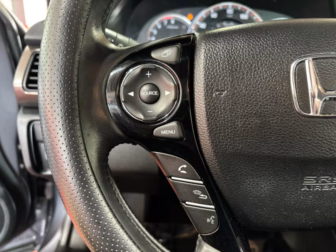 2017 Honda Accord - 1HGCT2B05HA003111 - Image #22