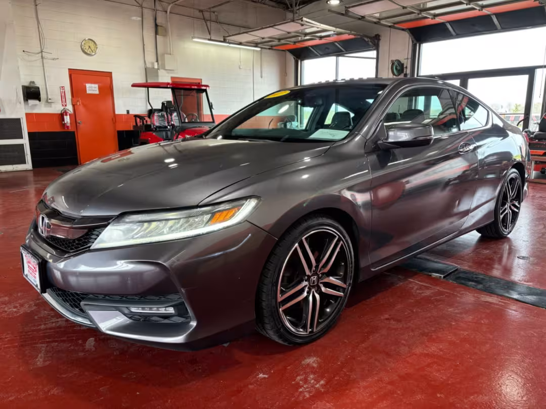 2017 Honda Accord - 1HGCT2B05HA003111 - Image #3