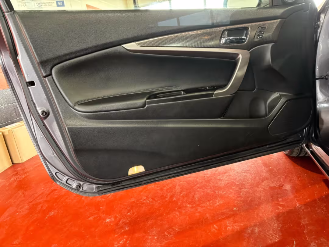 2017 Honda Accord - 1HGCT2B05HA003111 - Image #30