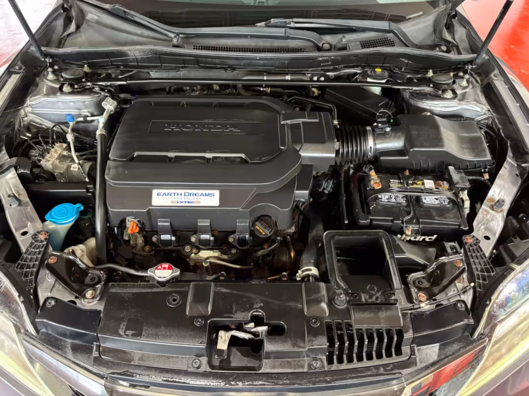 2017 Honda Accord - 1HGCT2B05HA003111 - Image #33