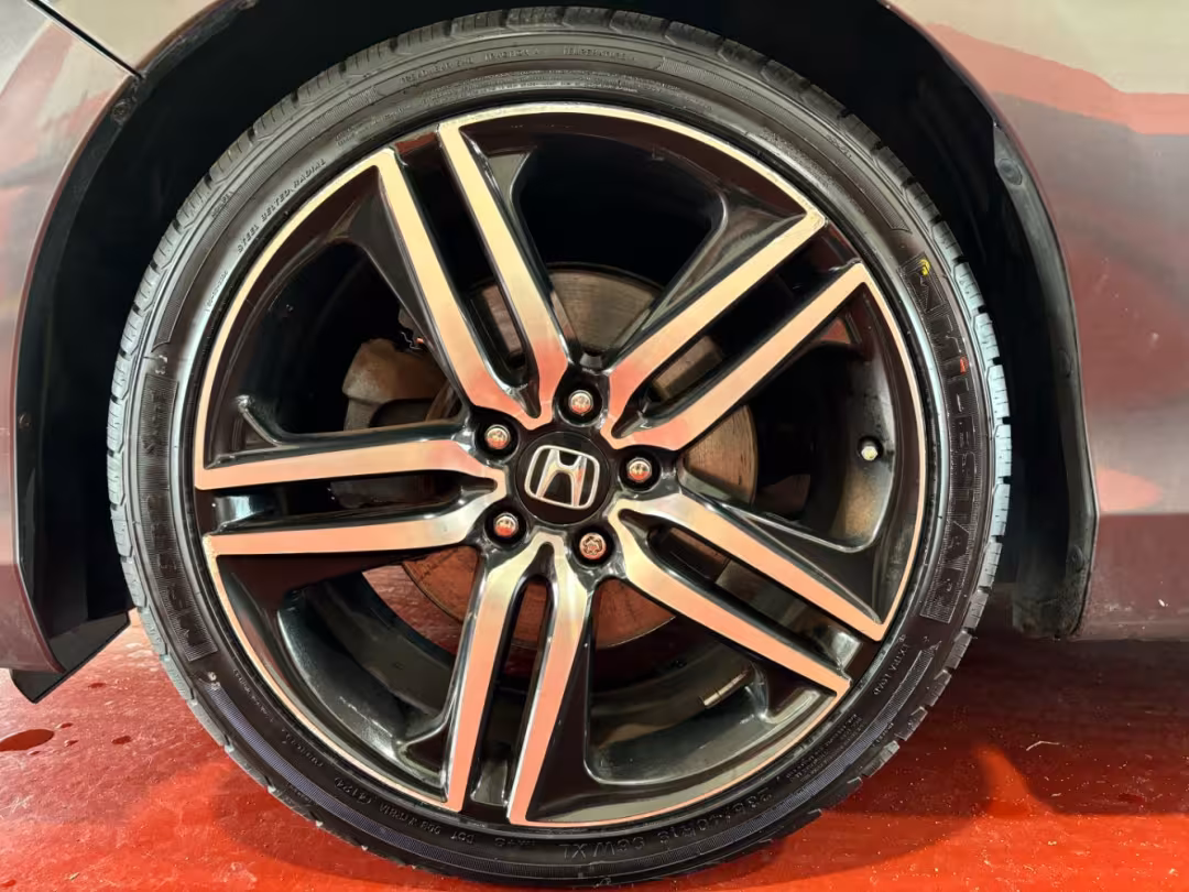 2017 Honda Accord - 1HGCT2B05HA003111 - Image #34