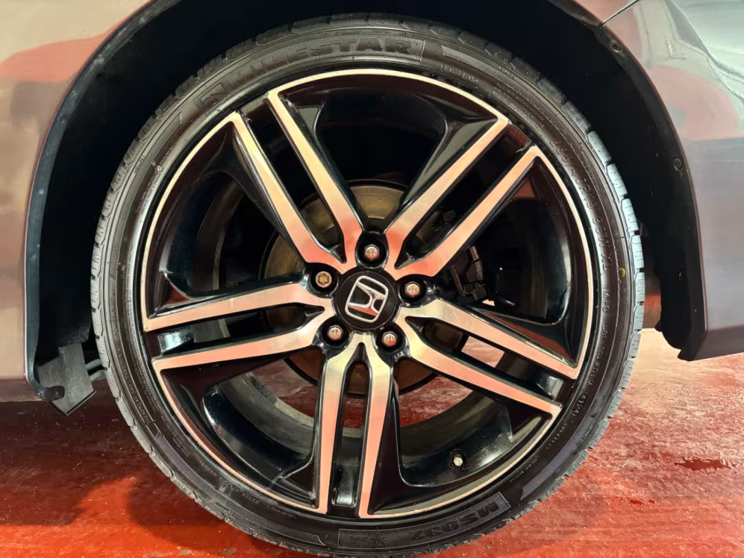 2017 Honda Accord - 1HGCT2B05HA003111 - Image #35
