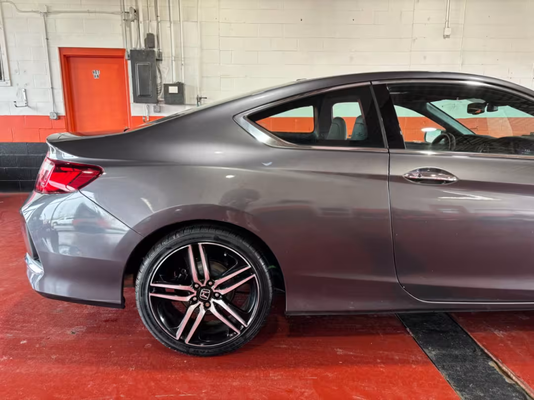 2017 Honda Accord - 1HGCT2B05HA003111 - Image #7