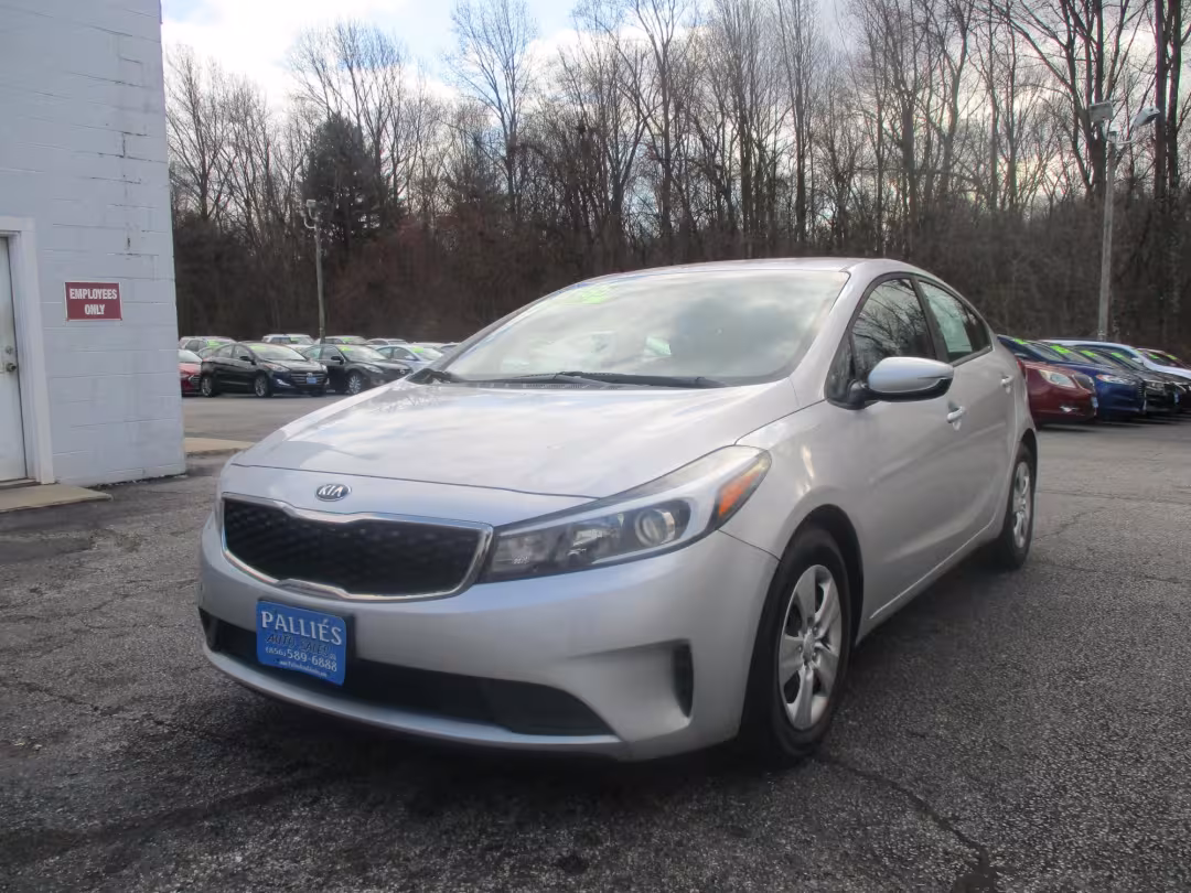 2017 Kia Forte - 3KPFK4A75HE104820 - Image #19
