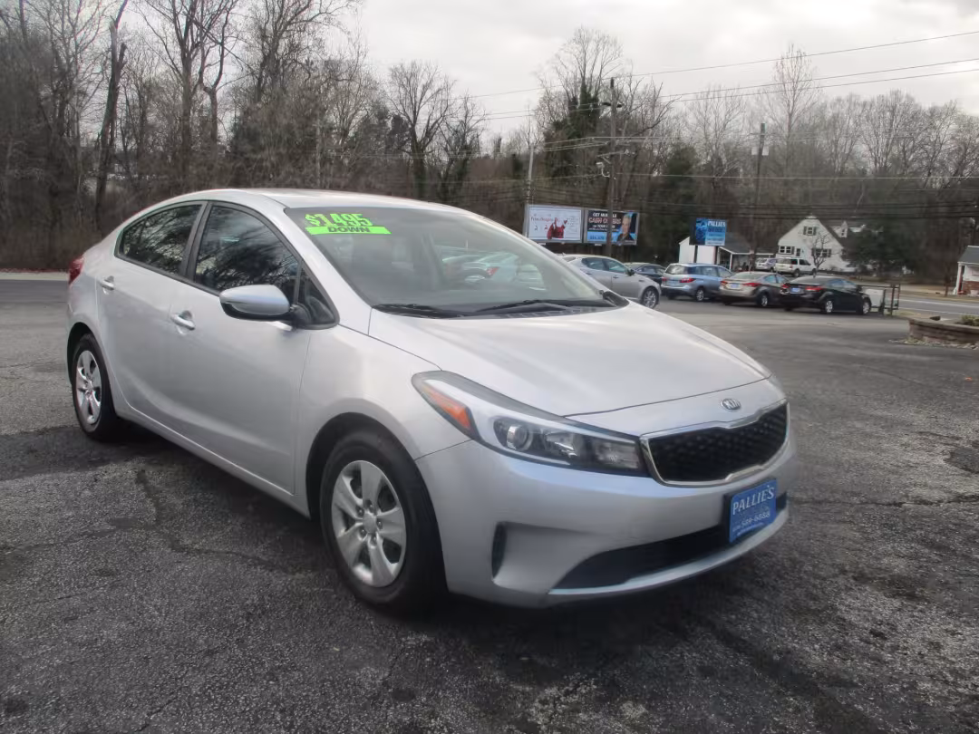 2017 Kia Forte - 3KPFK4A75HE104820 - Image #8