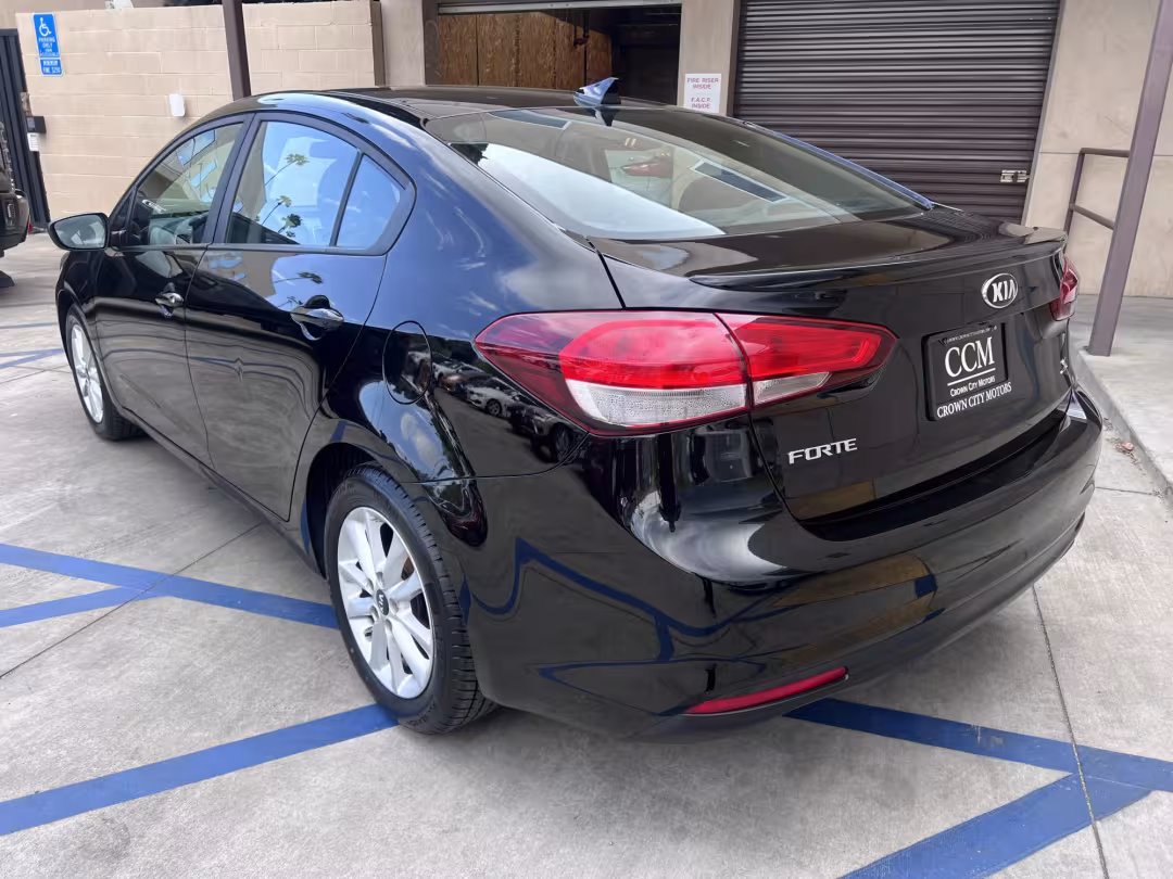 2017 Kia Forte - 3KPFL4A75HE030781 - Image #3