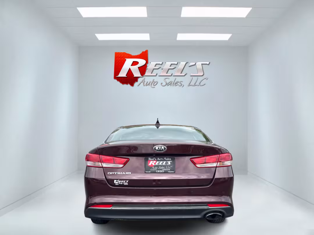 2017 Kia Optima - 5XXGT4L36HG138509 - Image #36
