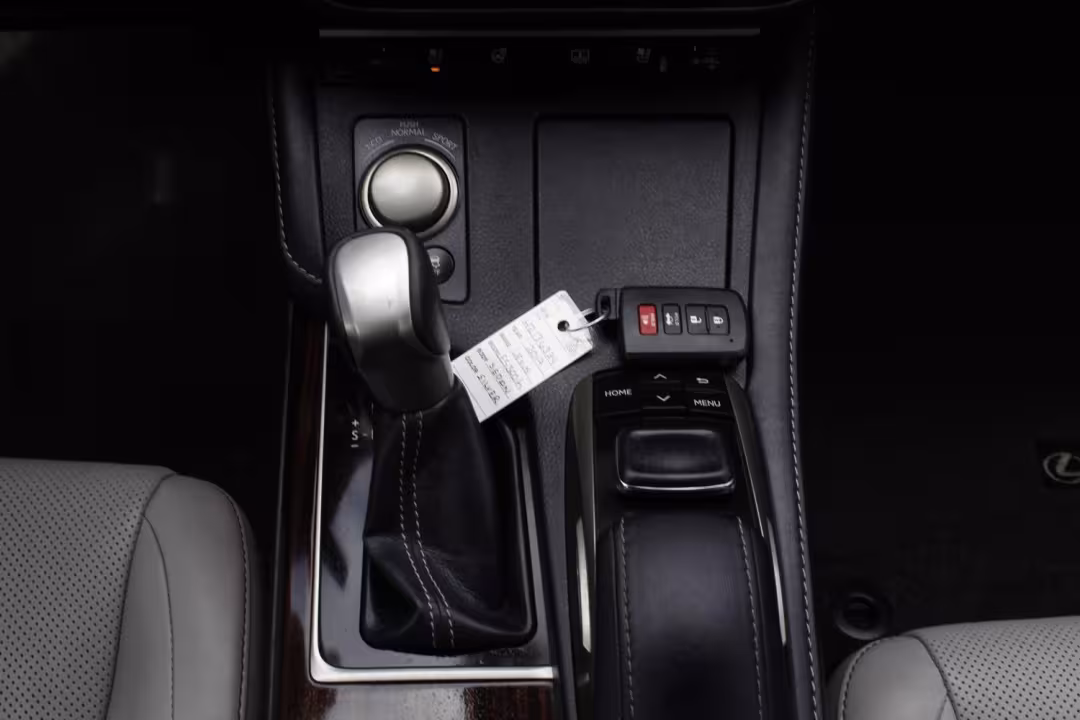 2017 Lexus ES 300h - JTHBW1GG7H2136334 - Image #17