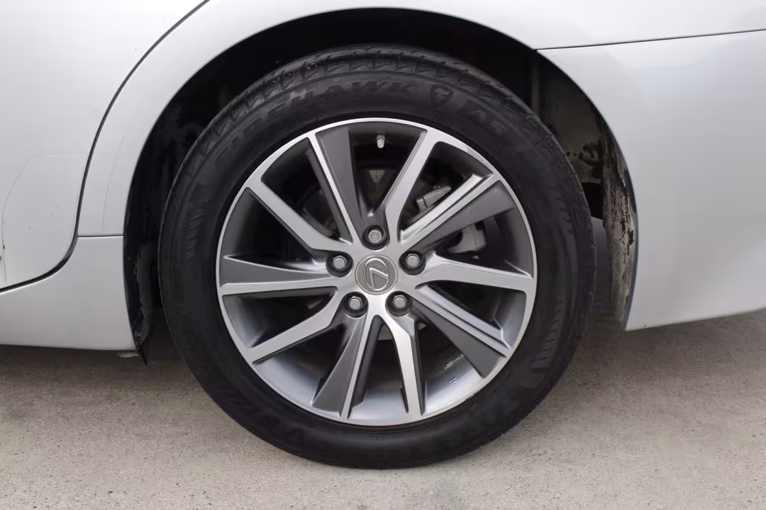 2017 Lexus ES 300h - JTHBW1GG7H2136334 - Image #4