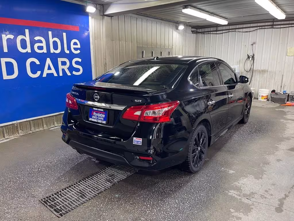 2017 Nissan Sentra - 3N1AB7AP1HY281281 - Image #3