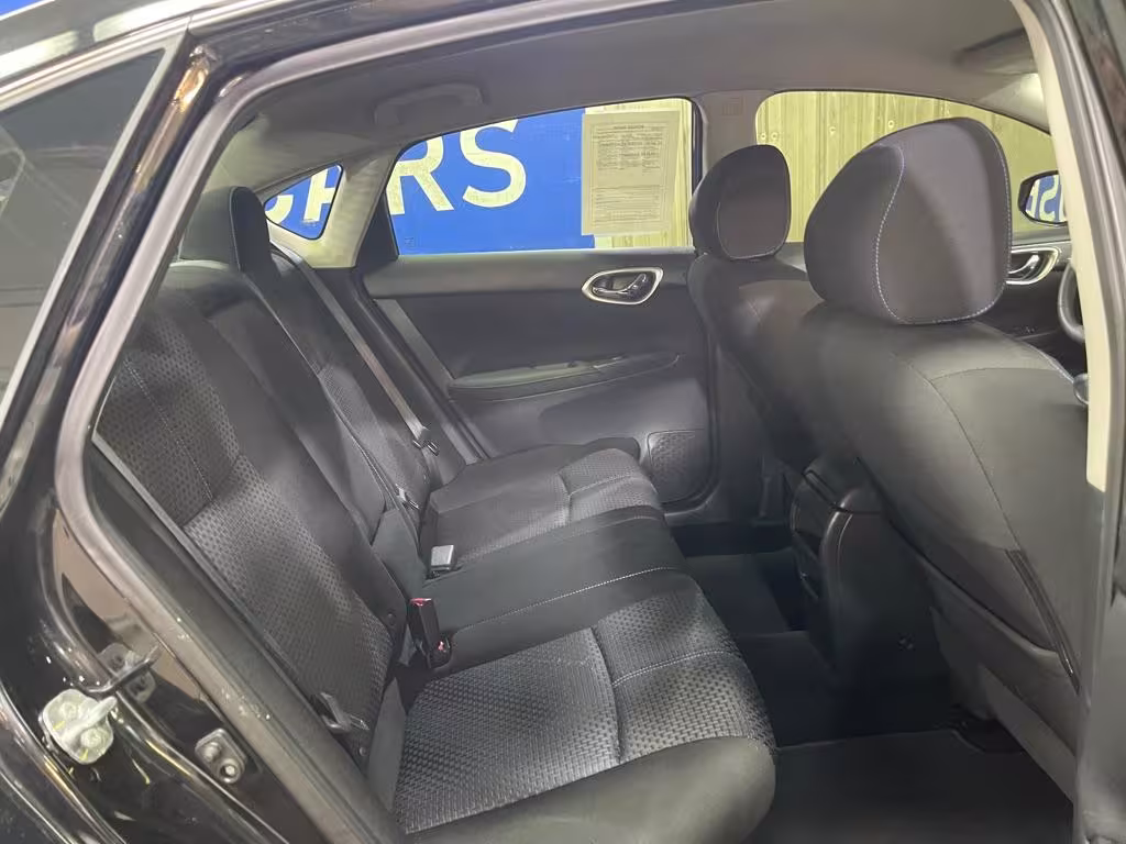 2017 Nissan Sentra - 3N1AB7AP1HY281281 - Image #5