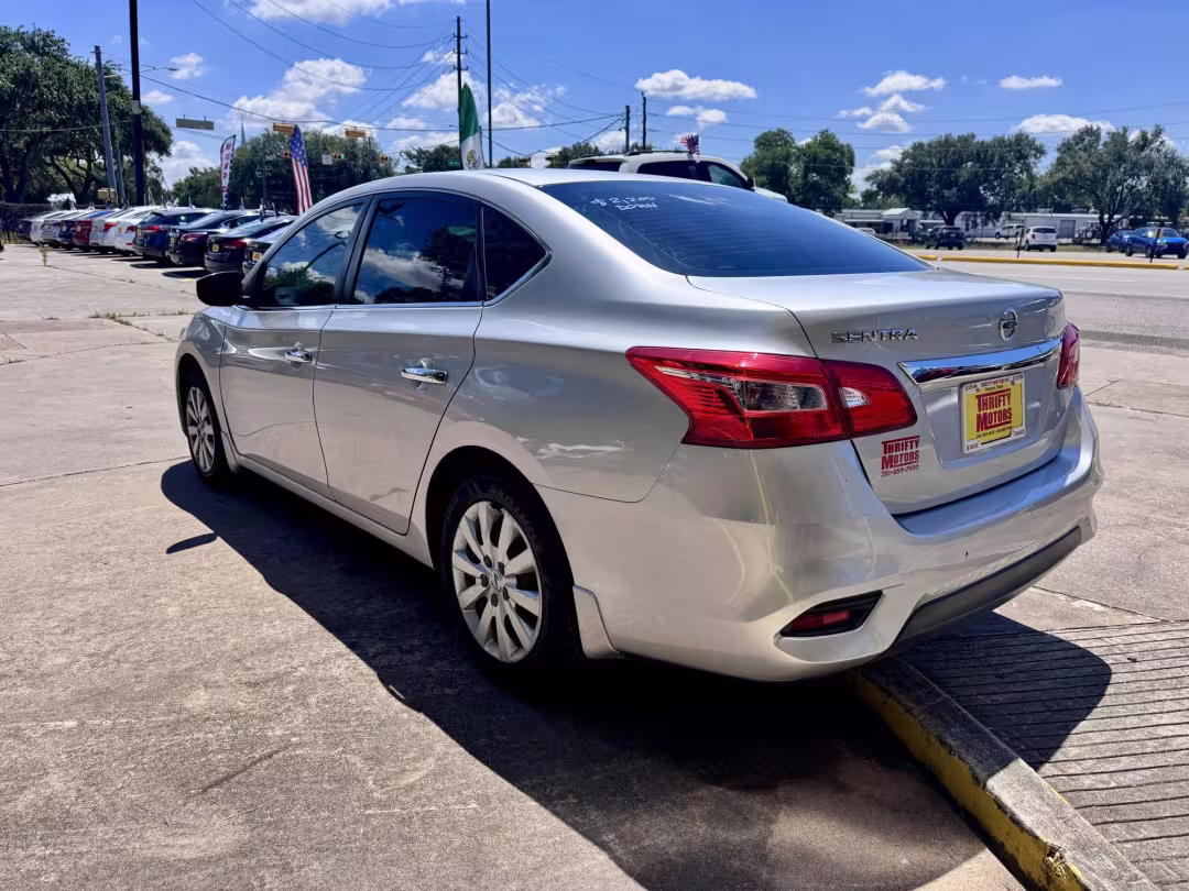 2017 Nissan Sentra - 3N1AB7AP3HY305550 - Image #5