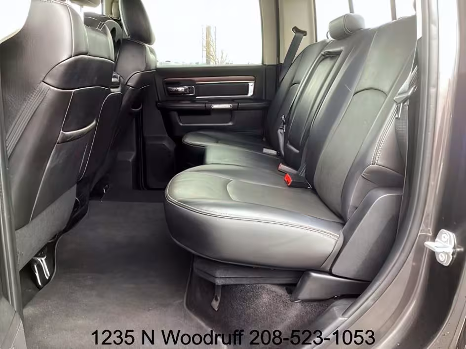 2017 Ram 2500 - 3C6UR5FL3HG519757 - Image #17