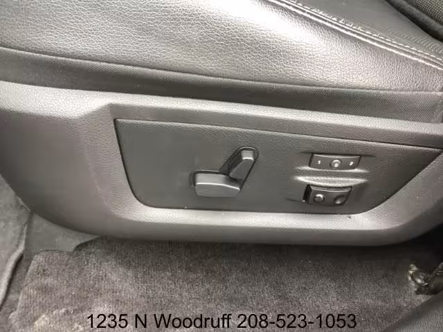 2017 Ram 2500 - 3C6UR5FL3HG519757 - Image #32