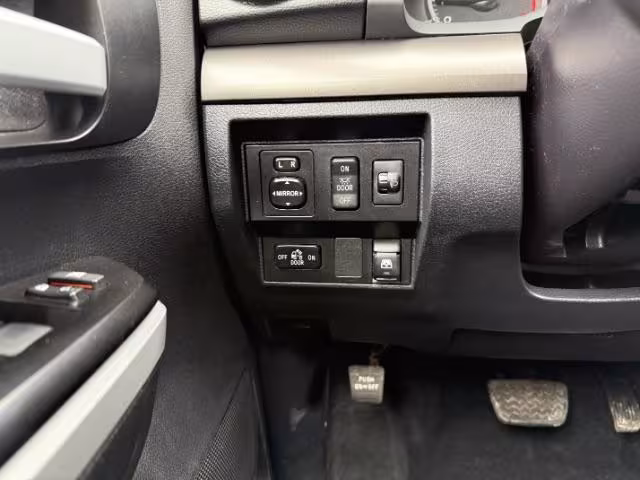 2017 Toyota Tundra - 5TFDY5F12HX656064 - Image #1