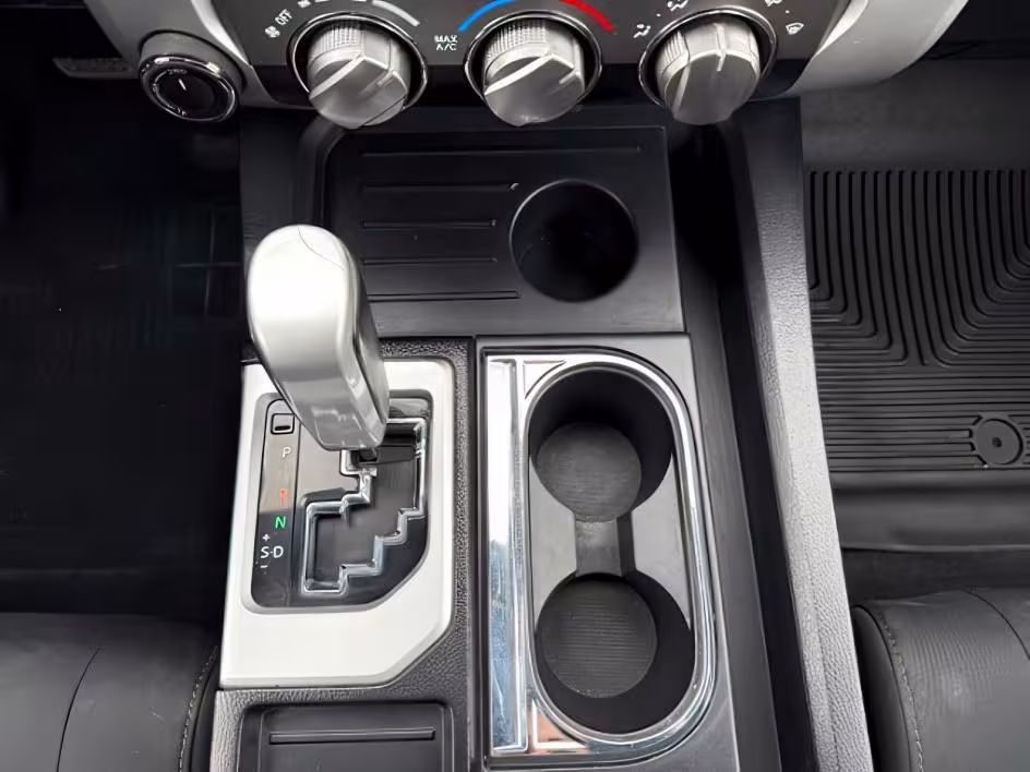 2017 Toyota Tundra - 5TFDY5F12HX656064 - Image #27