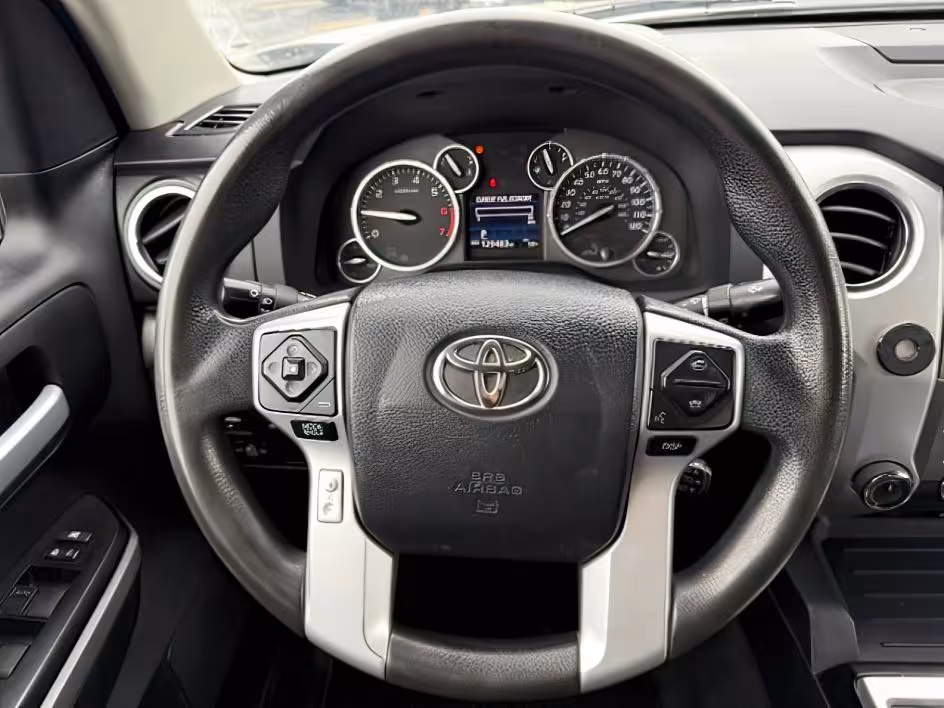 2017 Toyota Tundra - 5TFDY5F12HX656064 - Image #28