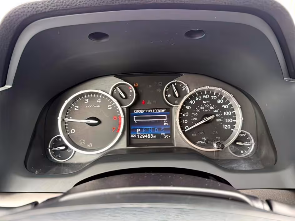 2017 Toyota Tundra - 5TFDY5F12HX656064 - Image #29