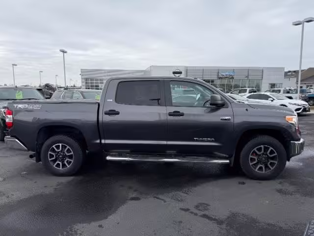 2017 Toyota Tundra - 5TFDY5F12HX656064 - Image #36
