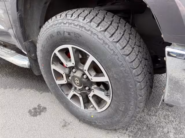 2017 Toyota Tundra - 5TFDY5F12HX656064 - Image #43