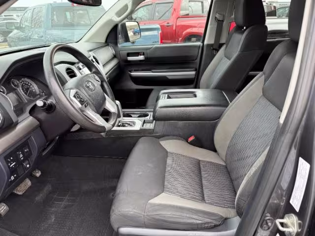 2017 Toyota Tundra - 5TFDY5F12HX656064 - Image #44