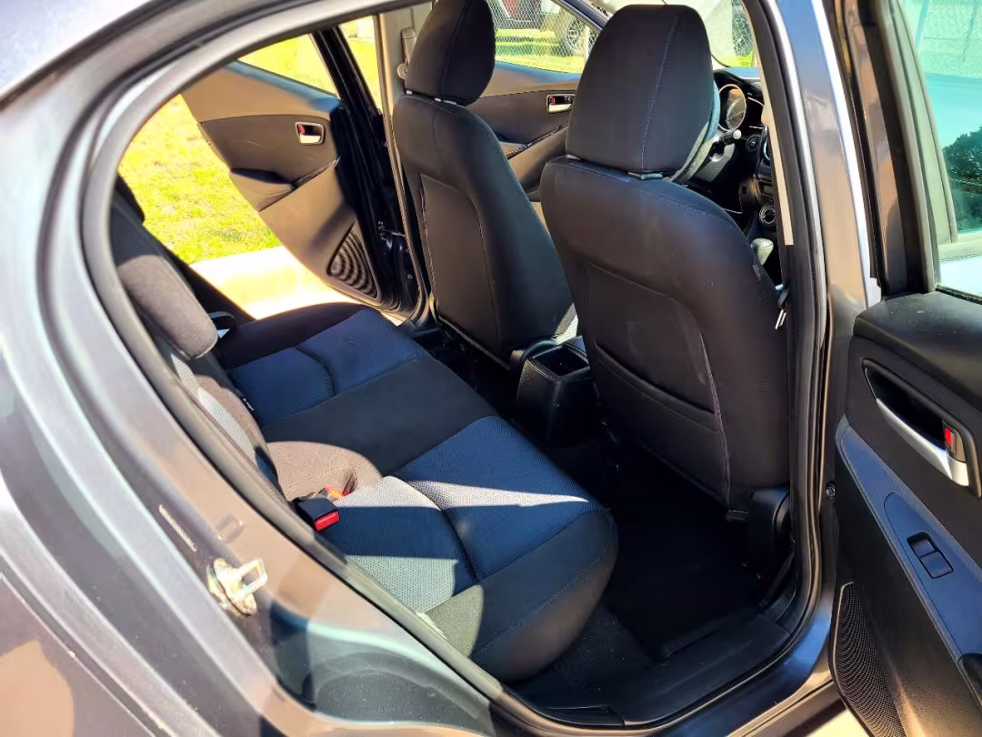 2017 Toyota Yaris iA - 3MYDLBYV4HY171874 - Image #12