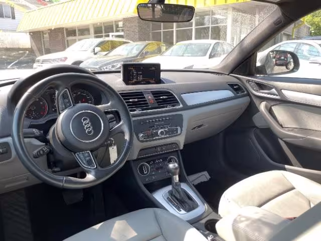 2018 Audi Q3 - WA1BCCFS7JR023535 - Image #12