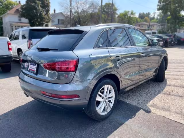 2018 Audi Q3 - WA1BCCFS7JR023535 - Image #5