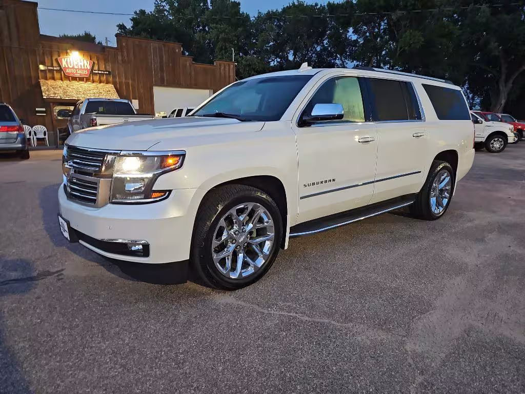 2018 Chevrolet Suburban - 1GNSKJKC9JR213033 - Image #21