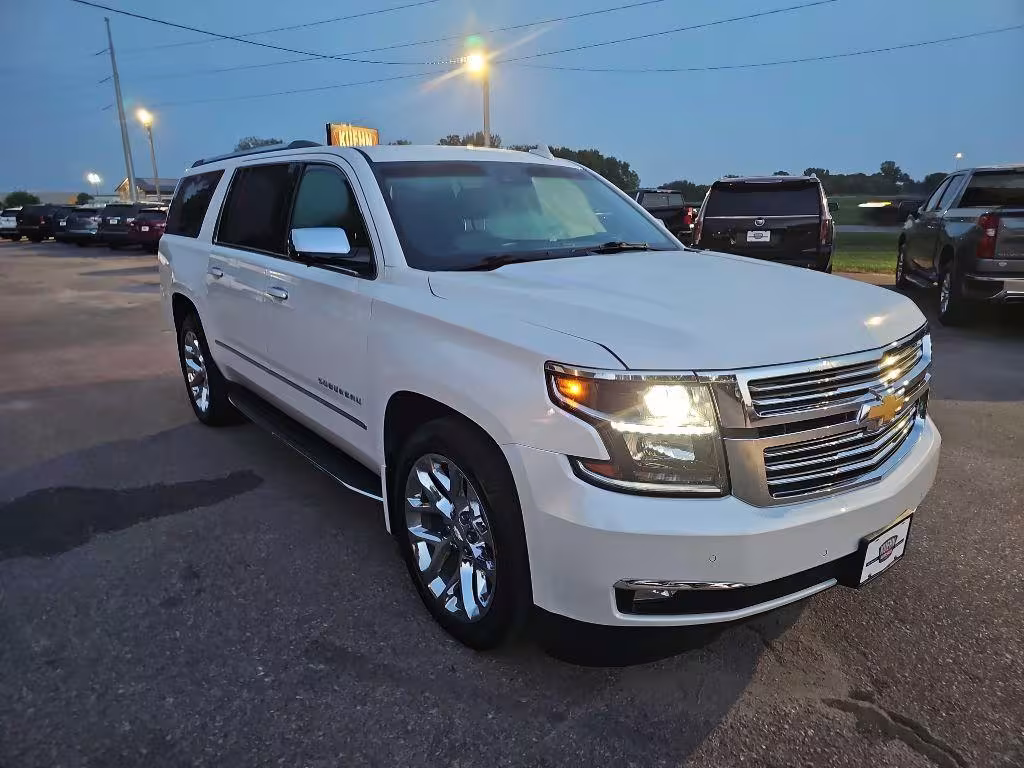 2018 Chevrolet Suburban - 1GNSKJKC9JR213033 - Image #5