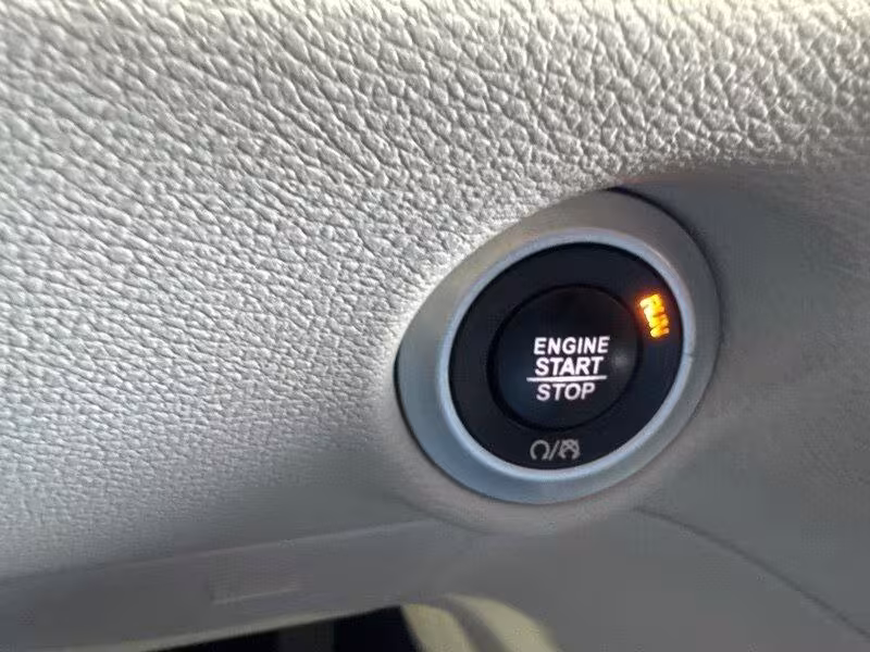 2018 Chrysler Pacifica - 2C4RC1EG8JR234615 - Image #28