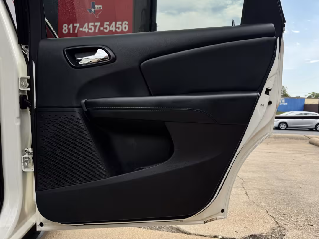 2018 Dodge Journey - 3C4PDCBG8JT529666 - Image #12