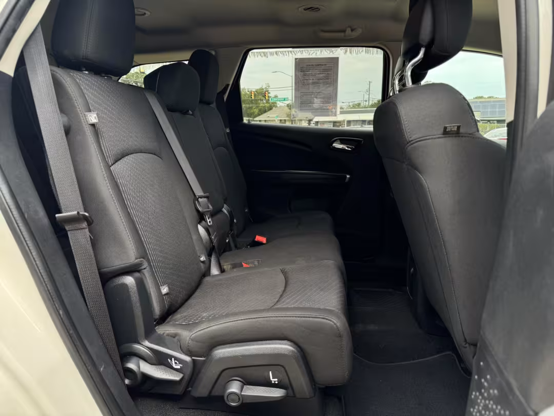 2018 Dodge Journey - 3C4PDCBG8JT529666 - Image #13