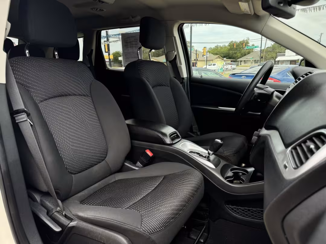 2018 Dodge Journey - 3C4PDCBG8JT529666 - Image #16