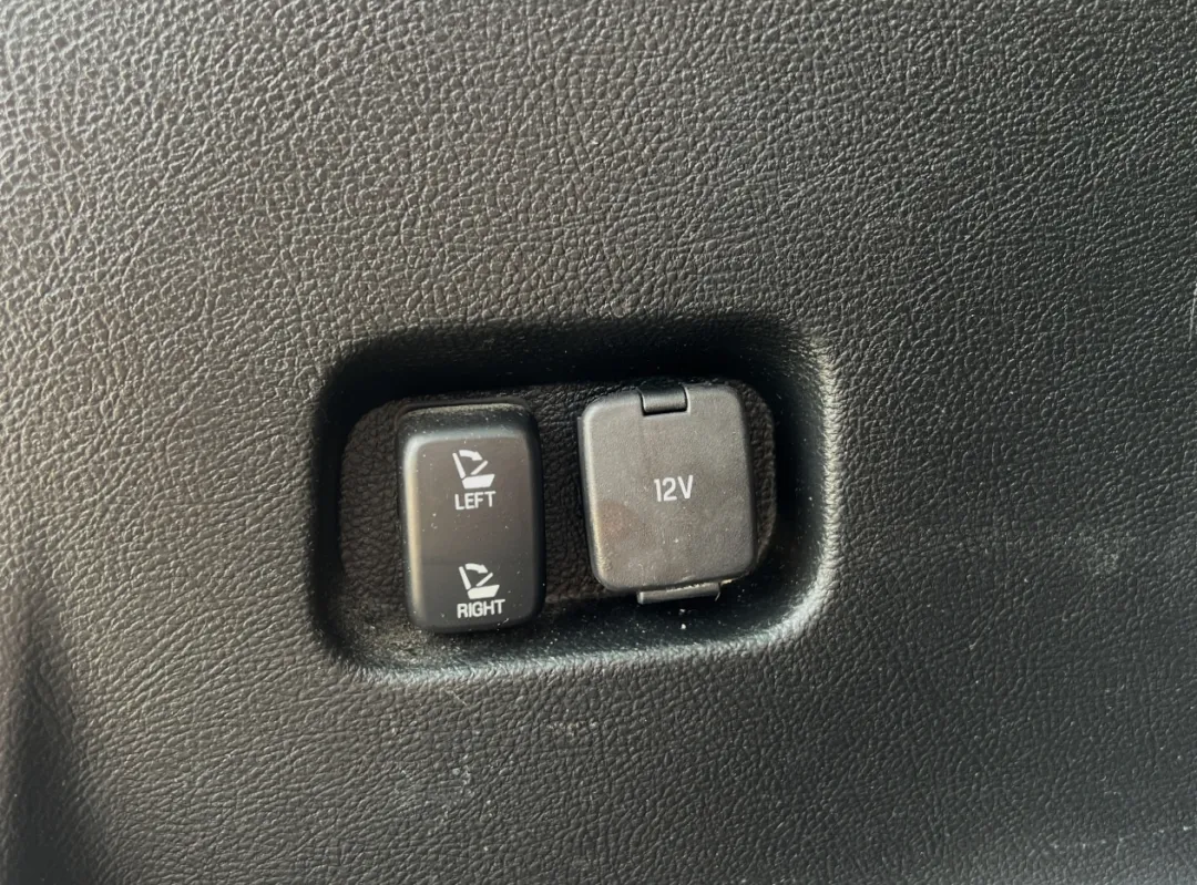 2018 Ford Edge - 2FMPK4J87JBB72557 - Image #22
