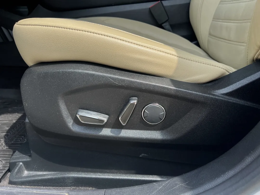 2018 Ford Edge - 2FMPK4J87JBB72557 - Image #5
