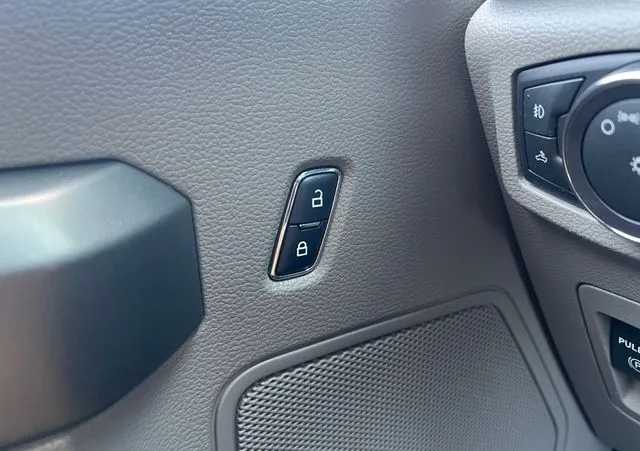 2018 Ford F150 - 1FTEW1CB8JFC30973 - Image #33