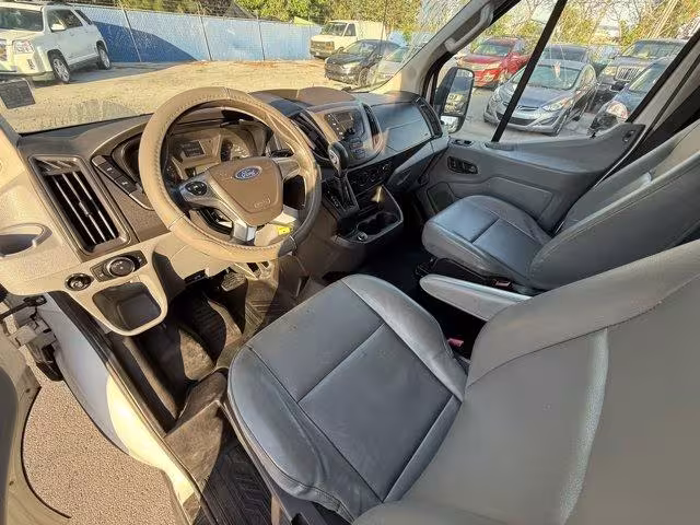 2018 Ford Transit - 1FTYR2CM2JKA54814 - Image #11