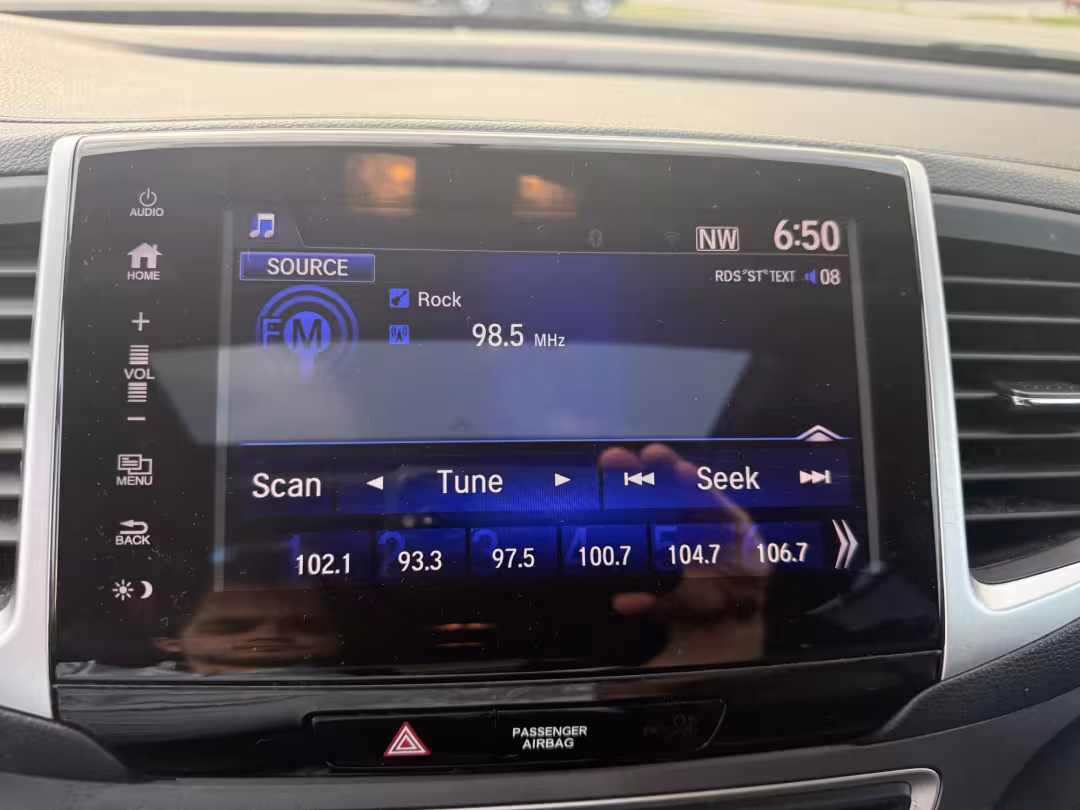 2018 Honda Pilot - 5FNYF6H83JB033527 - Image #15